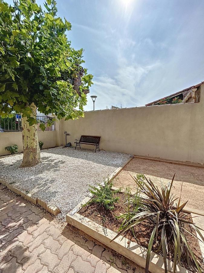 Charmante Maison De Ville Avec Jardin, Terrasse Et Terrain De Petanque โฟส์-ซูร์-แมร์ ภายนอก รูปภาพ